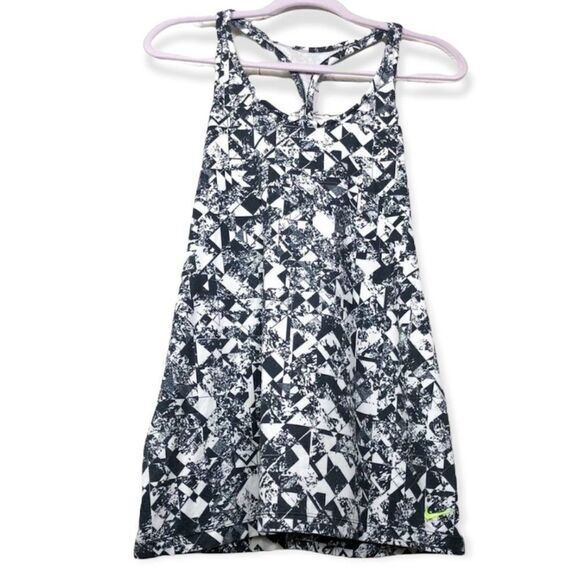 🔥 Nike Geometric Print Black & White Workout Tank Top - Picture 1 of 8